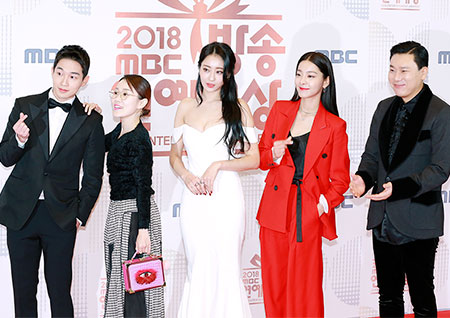 [포토] '섹션TV'팀의 반짝이는 포토타임