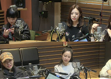 '정오의 희망곡' 에이핑크 정은지 "셀럽파이브 맨발 투혼에 자극받았다"