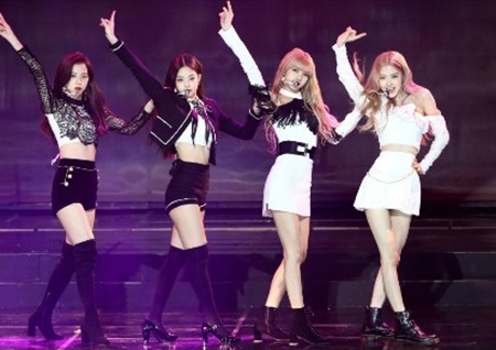 美 빌보드 "블랙핑크 북미 투어, 미국 내 인기 상승의 징후" 극찬 세례