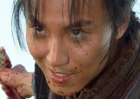 [M타임머신] ‘선덕여왕’ 김남길의 ‘비담’ 시절 첫 등장...얼굴에 묻은 피 '강렬 카리스마'