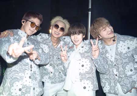 ‘위너로그’ 강승윤, 팬들 생일 이벤트에 ‘감동’··· 다양한 여행 팁 전수