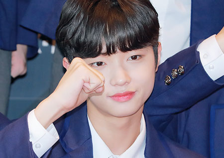 [포토] 프로듀스X101 A반 손동표, 막내동생 같은 귀여움