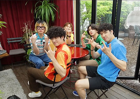 '섹션TV 연예통신' 뉴트로 감성 대세 밴드 '잔나비' 피자 광고도 욕심?!