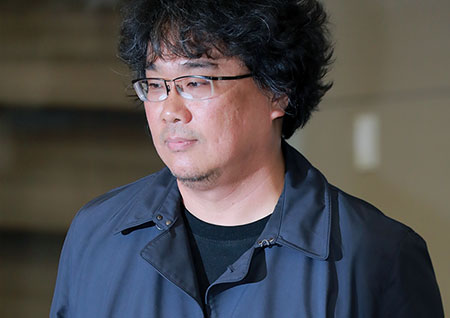 [포토] 봉준호, 빛나는 트로피 