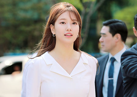 [포토] 수지, 하늘하늘 선녀가 따로 없네