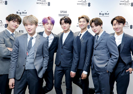 美 폴스타, 방탄소년단 투어 ‘라이브75’ 차트 1위 발표 “900억 매출 기록”