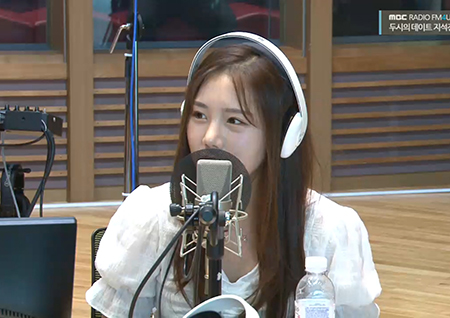 '두시의 데이트' 송하예, "매일 '니 소식' 순위 검색해… 오늘은 4위"