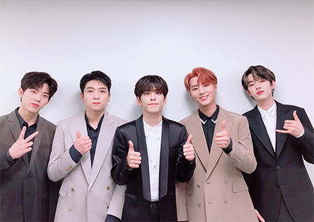 DAY6, 'MGMA'서 2년 연속 밴드상 수상! 'K팝 대표 밴드' 위상 입증