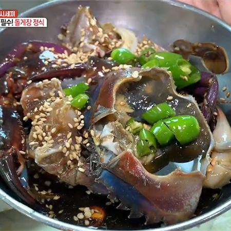 현지 토박이가 추천하는 무한리필 돌게장