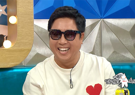 '라디오스타' 이동우, "연극 무대 중, 동선 실수로…" 아찔 사고 고백!