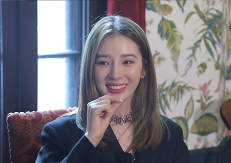 '섹션TV' 모델 아이린, "과거 길거리 캐스팅 받아… 성형 제안에 거절"