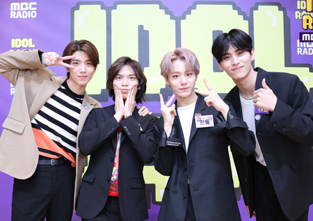 ‘아이돌 라디오’ SF9 휘영·태양-엔플라잉 재현-원어스 환웅, ‘찰떡 호흡’ 자랑