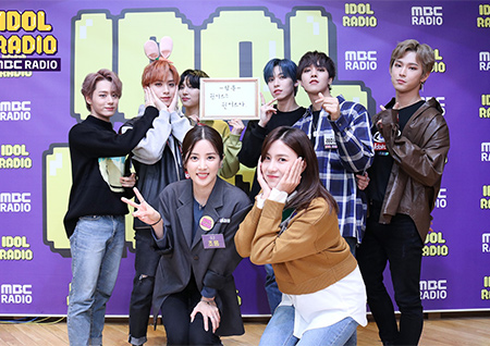'아이돌 라디오' 원어스, 글로벌 인기 '눈길'… "11월부터 미주투어"