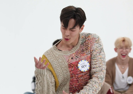 '주간아이돌' 셔누, 3MC와 무근본 댄스대결?! 상상 이상의 '극한 커버'