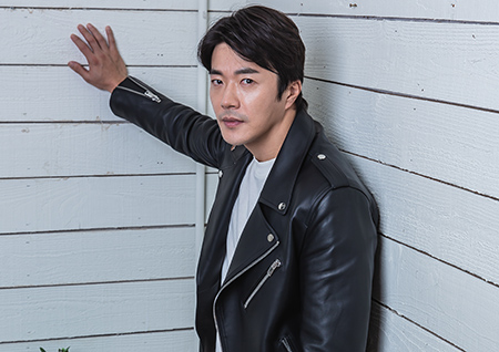 [人스타] 권상우 "CG 같을 뿐이지 CG가 아니다" 남다른 액션 부심