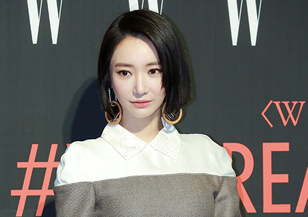 고준희, 박해진 소속사와 전속 계약 "봉사 및 사회 환원 등에 앞장"