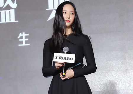 ‘분위기 甲’ 크리스탈, 中 유명 패션 시상식서 ‘아시아 스타일 어워드’ 수상