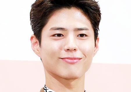 "박보검, tvN '청춘기록' 제안받아 검토 중" [공식입장]