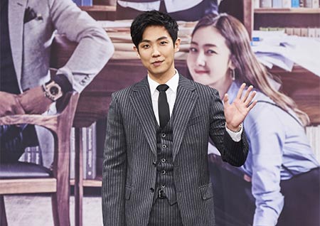 이준, '♥정소민' 이어 '영스트리트' DJ 발탁! 소집해제 후 첫 행보