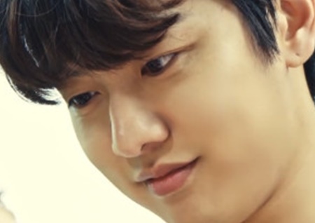 신원호, '궁궐의 연인'으로 대표 '랜선남친' 등극