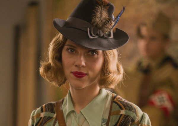 [애프터스크리닝] 재미와 의미를 다 품어낸 매력적인 10살 소년 '조조래빗' ★★★★