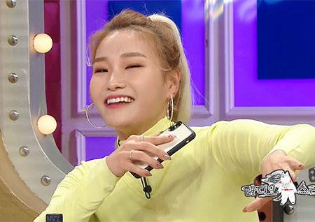 '라디오스타' 손승연, BTS 뷔 친화력에 '깜놀'… 만나자마자 번호교환?!