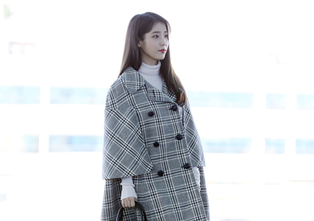 [포토] 아이유, 그림 같은 공항 패션
