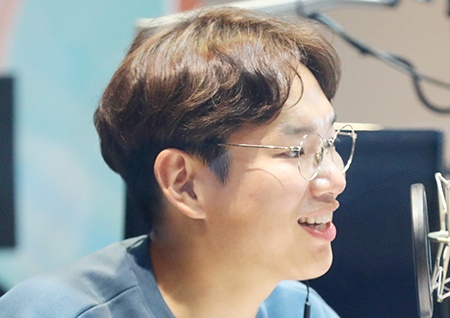 장성규, 입술 부상→송진우 '굿모닝FM' 진행→"건강이 최고" [종합]