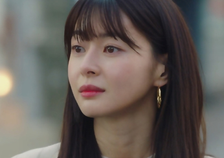 ‘이태원 클라쓰’ 권나라, 박서준-유재명-안보현 ‘운명의 칼자루’ 제대로 잡았다