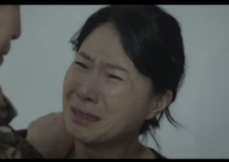 '슬기로운 의사생활' 전미도 앞 통곡열연 황영희, 시선강탈