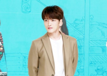 "악질"…김재중, 코로나19 만우절 인스타→청원+처벌+비난 여전 [종합]