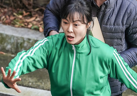 ‘어쩌다 가족’ 이성 잃은 성동일 VS 긴급한 진희경, 요란 법석 핫 플레이스 오픈!