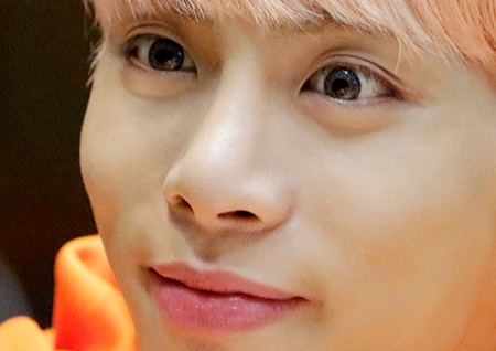 샤이니 종현, 오늘(8일) 생일…애도 물결 일렁