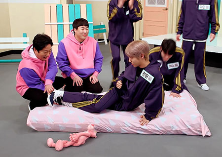 '아이돌 예병대 캠프' NCT DREAM 런쥔, 게임 도중 섹시美 대폭발!