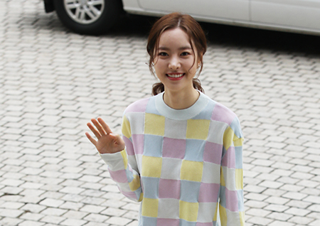 [포토] 진세연, 화사한 출근길 패션