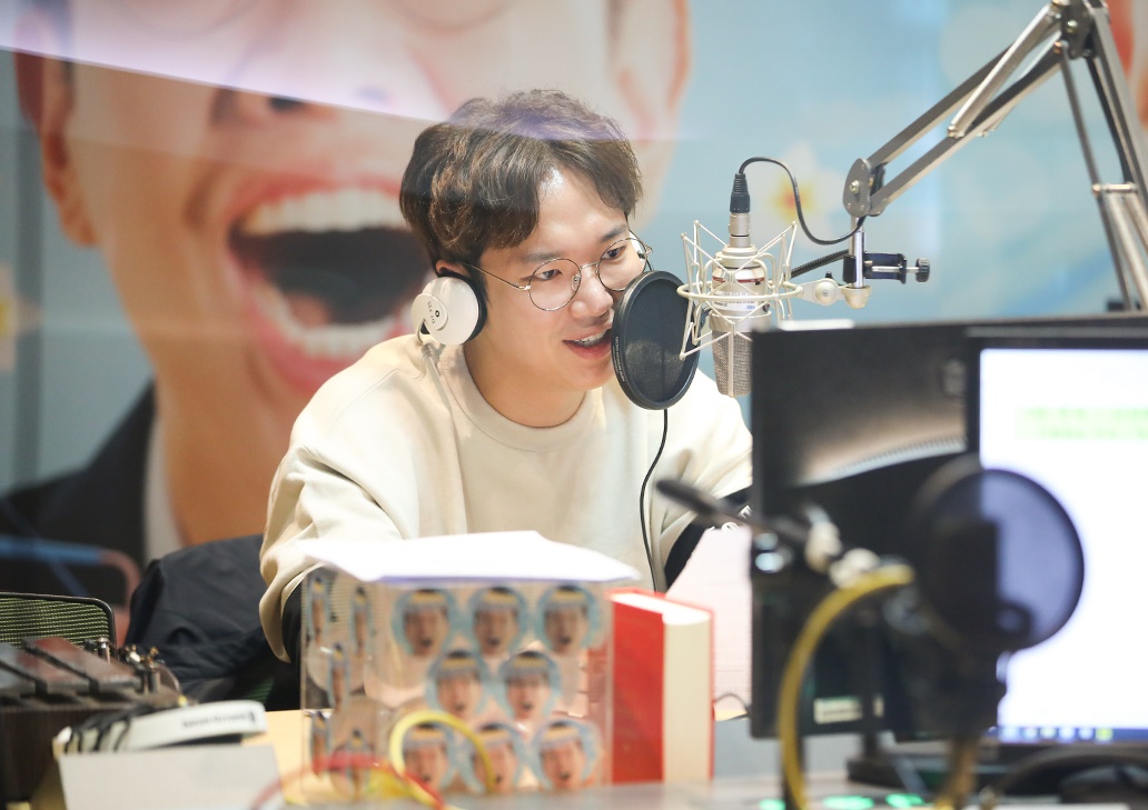 [B하인드] 뀨DJ 장성규의 아침을 여는 특별한 뒷태 