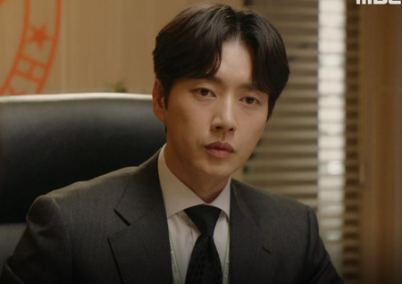 ‘꼰대인턴’ 김응수, 라면 아이디어 가로챈 고건한에 ‘분노’