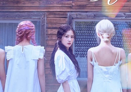 네이처 '어린애' 뮤직비디오, 선정성 탓 방송 부적격 [공식입장]