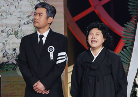 '개그콘서트' 내일(26일) 막방… 후배들 울린 선배들의 마지막 무대