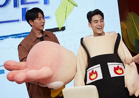 '꼰대인턴' 박해진X김응수 역할 체인지→OST 콘서트까지... 土夜 꽉 채운 '방구석 팬미팅'