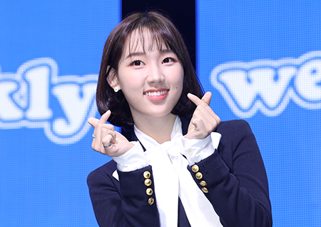 [포토] 위클리 신지윤, 단발의 미소녀