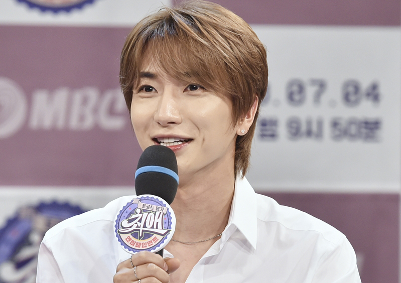 '최애 엔터테인먼트' 이특 "절실함을 기준으로 멤버 선정할 것"