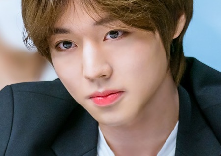 '연애혁명' 박지훈·이루비·영훈, 웹툰 찢고 나온 비주얼 현장 스틸