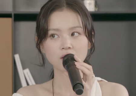 '홀로' 이하이 "AOMG 히트곡 메들리 준비했다"