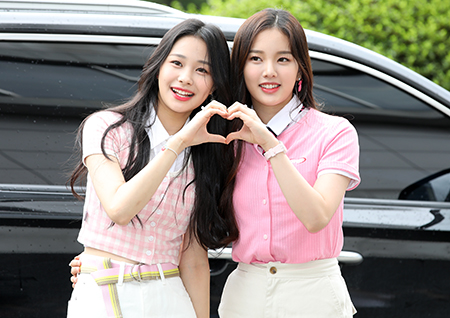 [포토] 위클리 지한-이수진, 깜찍한 하트 포즈
