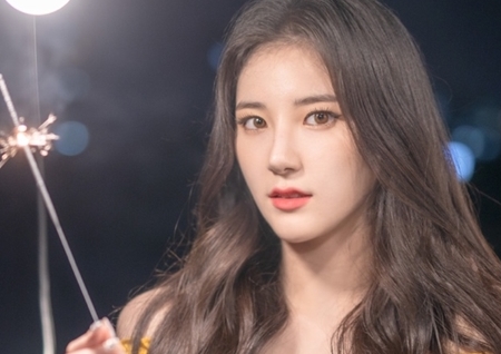 치어리더 김해리, 코로나19 여파로 가수 데뷔 연기 [공식입장]