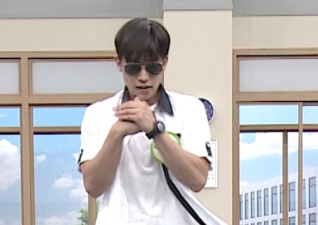 '아는형님' 이상이, '레이니즘'→♥이초희와 손크기비교