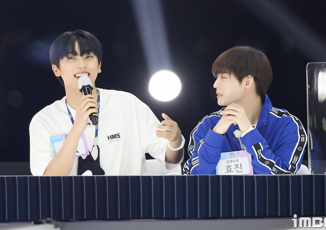 [단독포토] '아이대' 온앤오프 MK-효진, 주변의 모든 조명을 우리에게 "Lights On!"