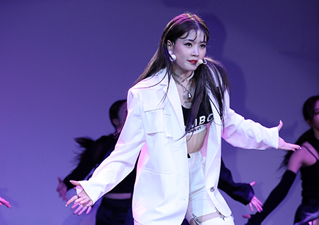 [포토] 키아라, 당당한 매력 보이며