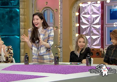 트와이스 채영, 제일 결혼 늦을 것 같은 멤버로 나연 지목 "까탈스러운 부분 있다" (라디오스타)